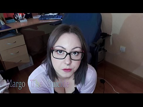 ❤️ Sexy holka s brýlemi kouří dildo hluboko na kameru ️ Anal video u cs.cutebento.top ☑